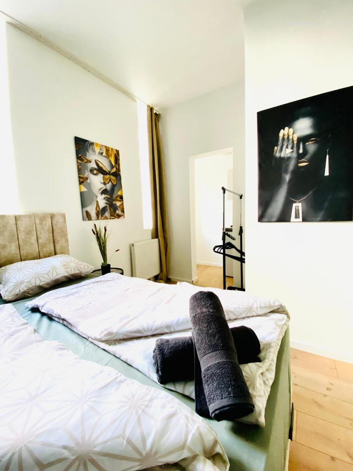 8 Fully Equipped Studio Shared Apt W Terrace Margareten Viena Exterior foto