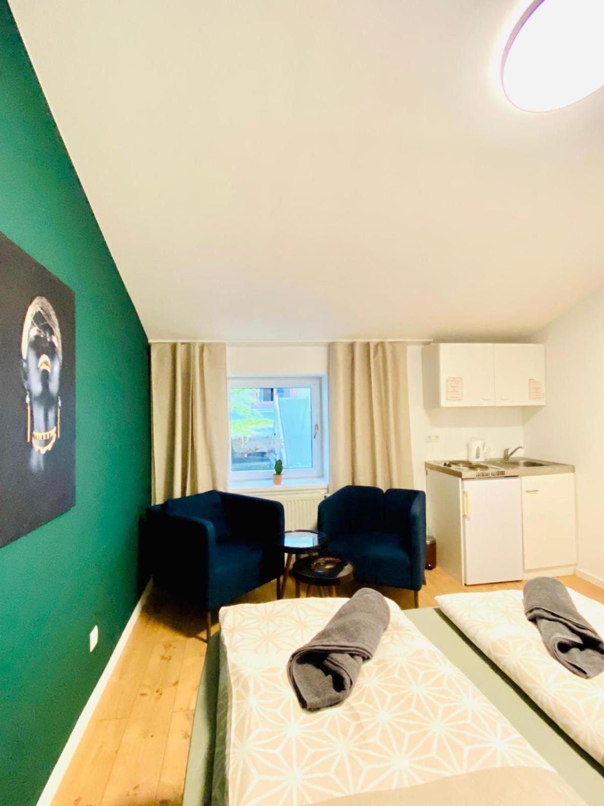 8 Fully Equipped Studio Shared Apt W Terrace Margareten Viena Exterior foto