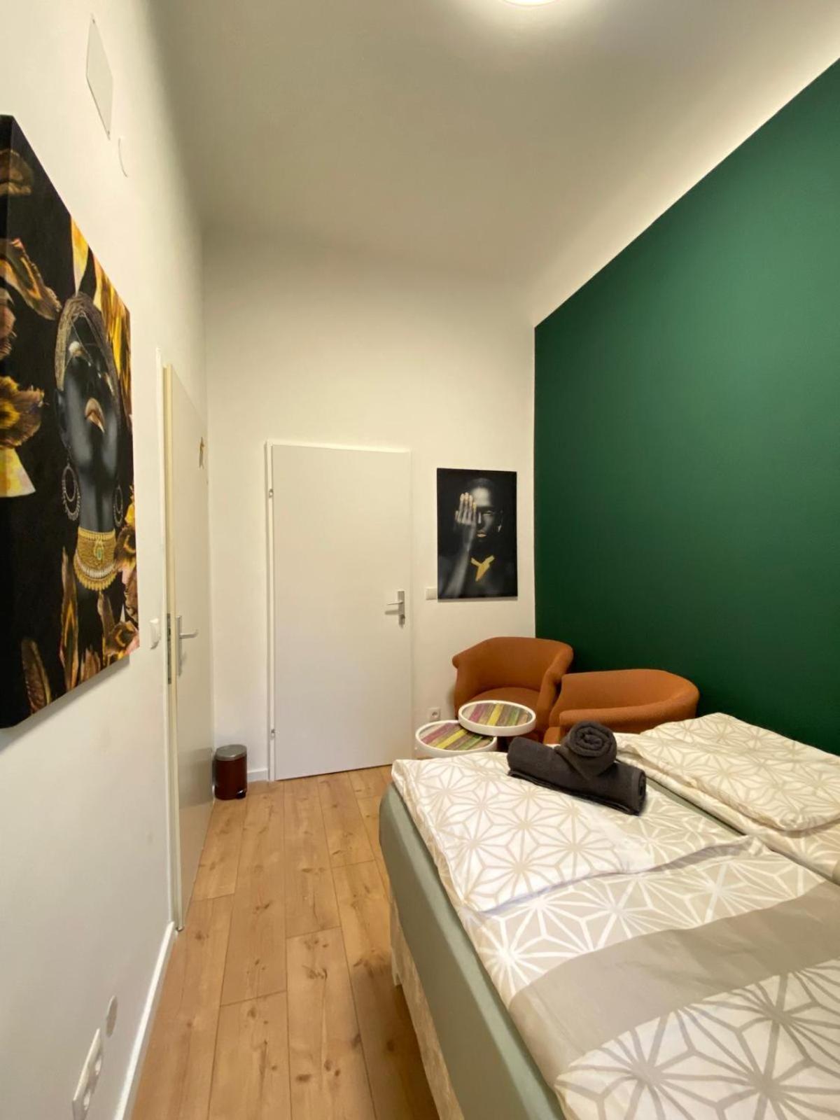 8 Fully Equipped Studio Shared Apt W Terrace Margareten Viena Exterior foto