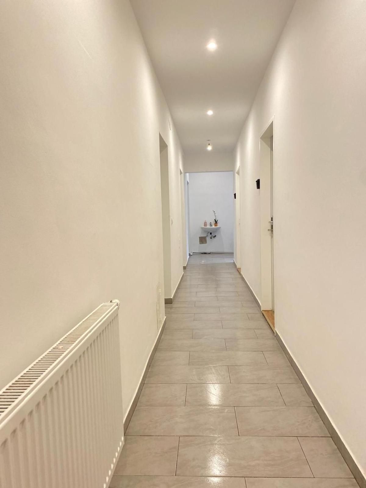8 Fully Equipped Studio Shared Apt W Terrace Margareten Viena Exterior foto